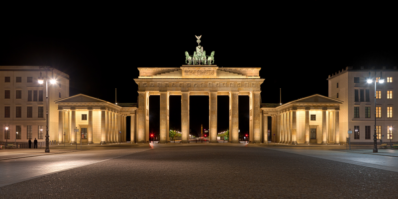 Illustration for article titled This is how the world’s most iconic monuments look from far away